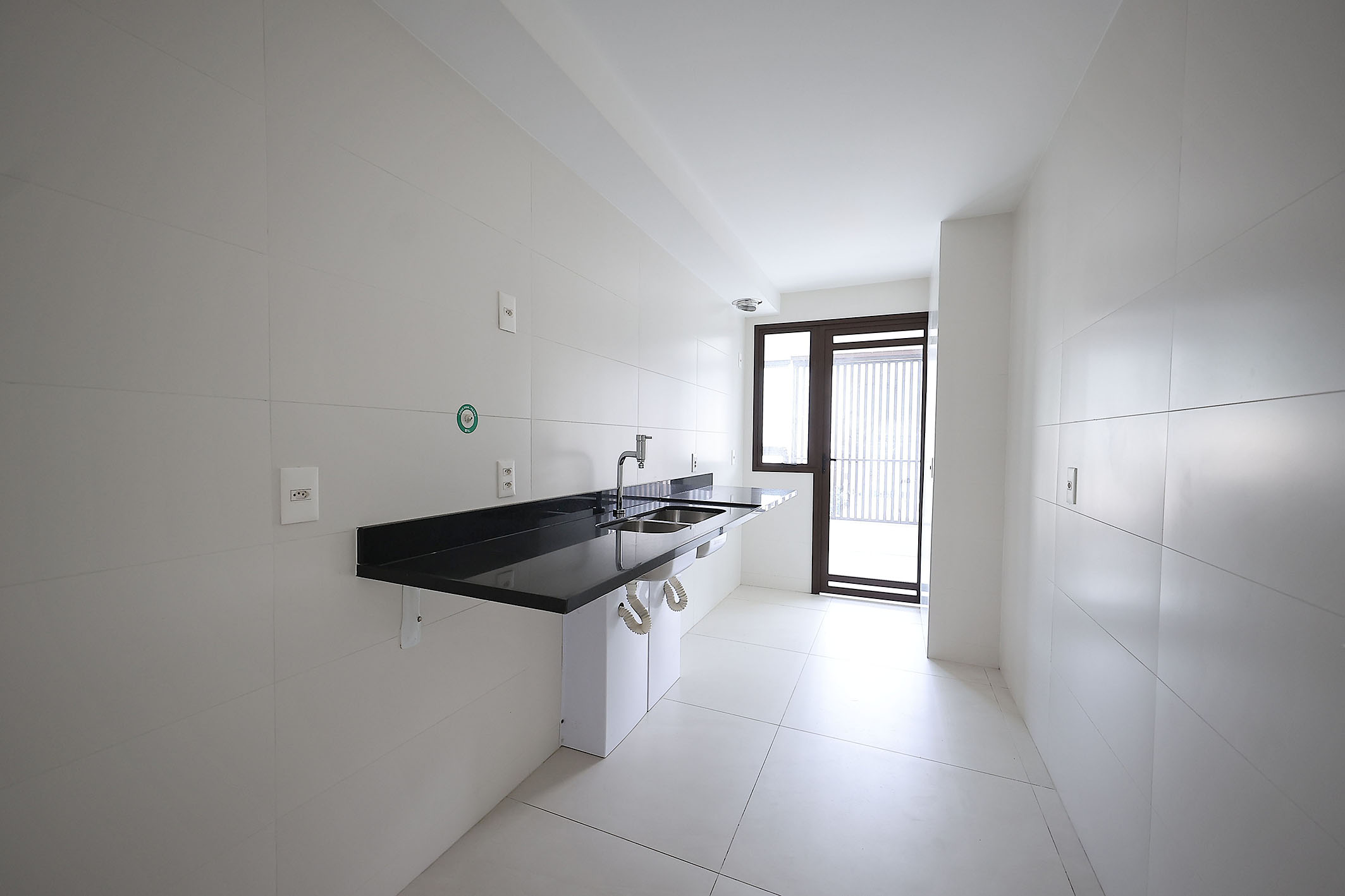  New apartment with three suites and high-end amenities - 物件實景