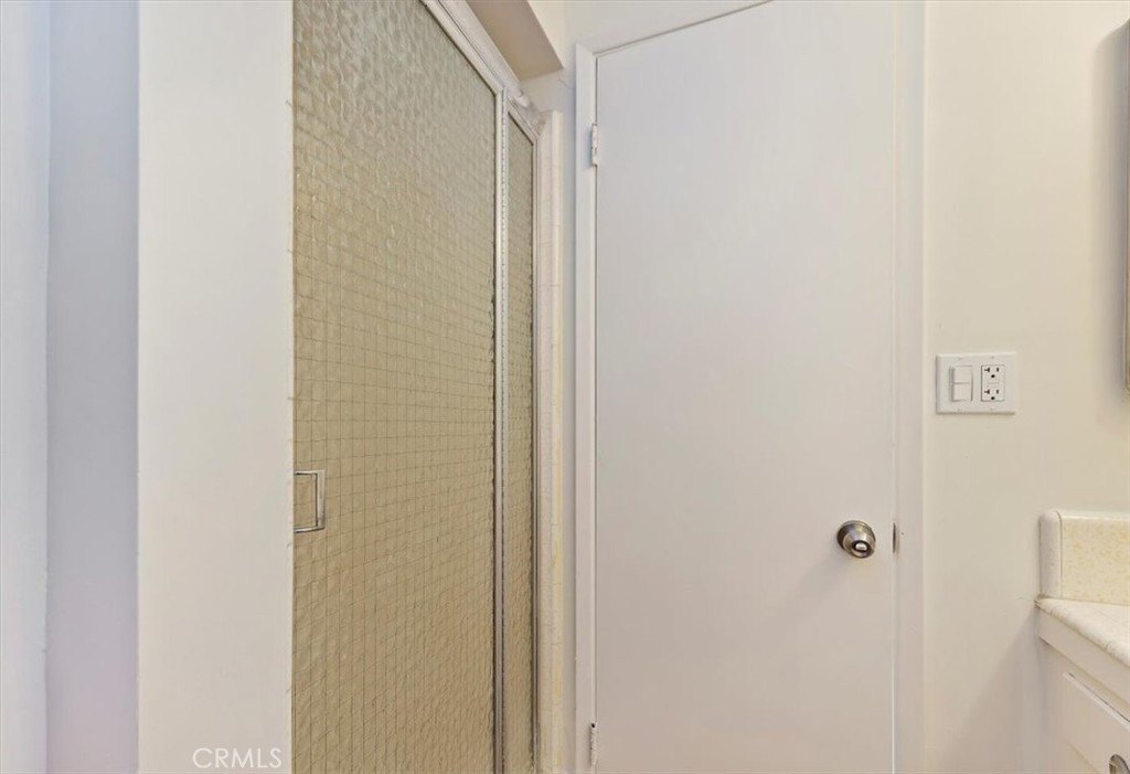 Pomona, California, 91767, United States, 4 Bedrooms Bedrooms, ,2 BathroomsBathrooms,Residential,For Sale,1827977
