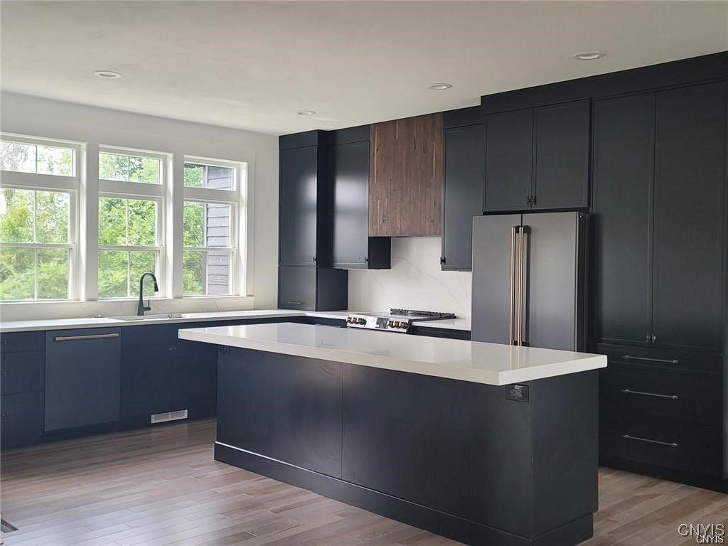 Syracuse, New York, 13215, United States, 3 Bedrooms Bedrooms, ,3 BathroomsBathrooms,Residential,For Sale,1846981