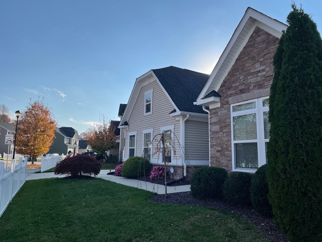 Williamsburg, Virginia, 23188, United States, 3 Bedrooms Bedrooms, ,2 BathroomsBathrooms,Residential,For Sale,1989913