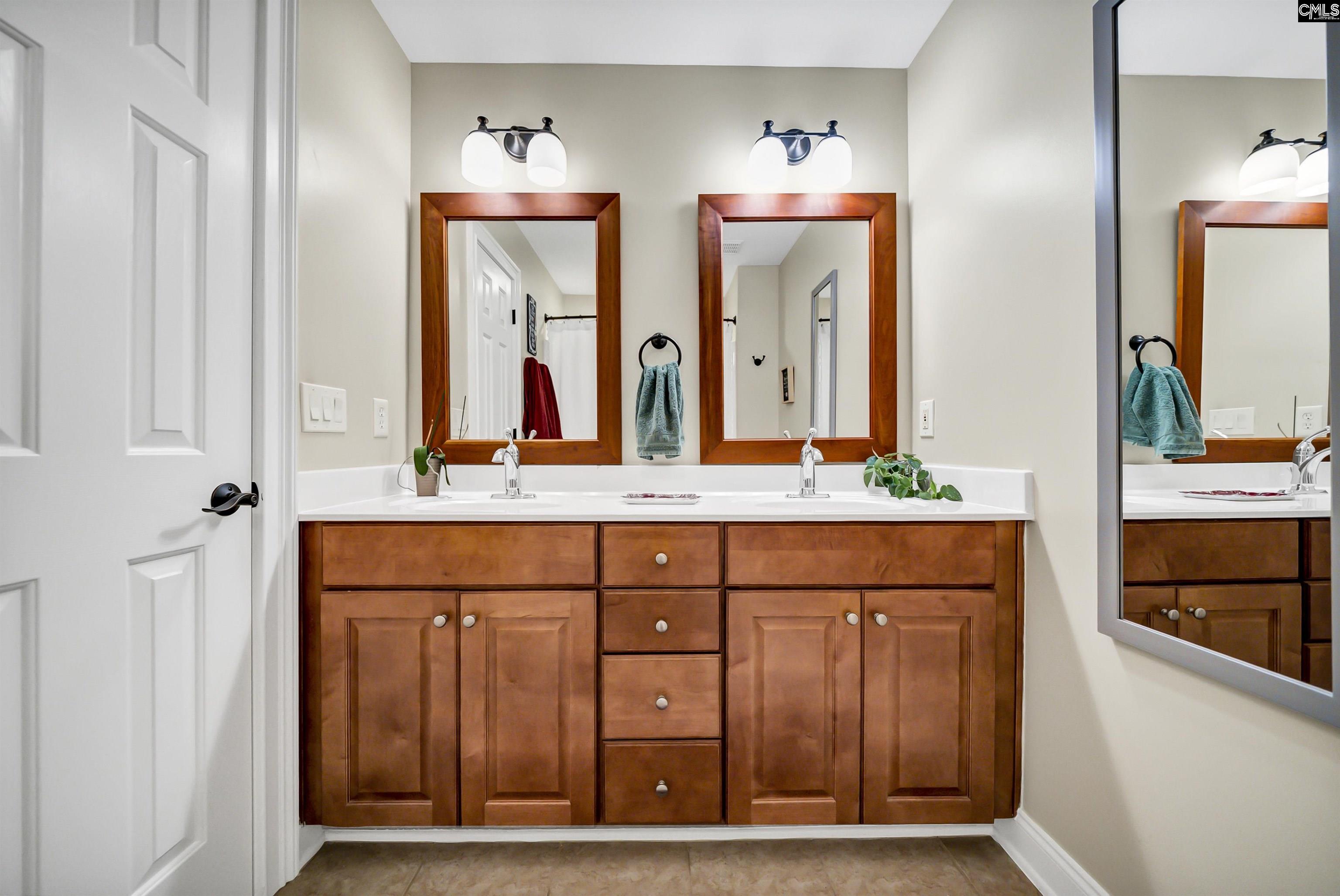 Chapin, South Carolina, 29036, United States, 4 Bedrooms Bedrooms, ,3 BathroomsBathrooms,Residential,For Sale,1989454