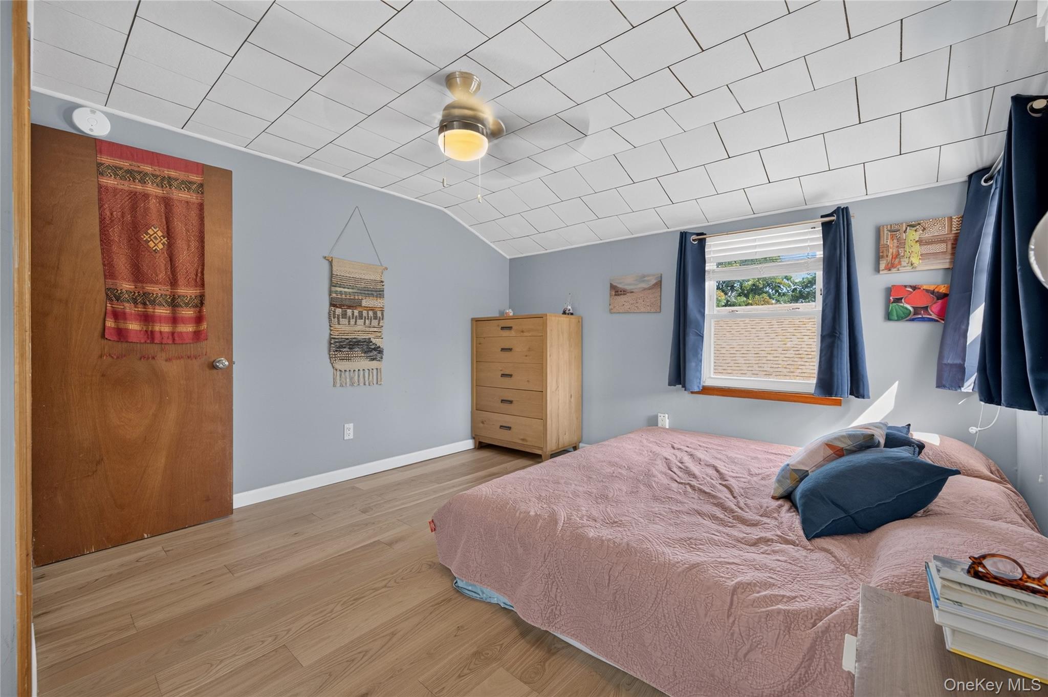  120 Bert Avenue, Westbury, NY, 11590 - 物件實景