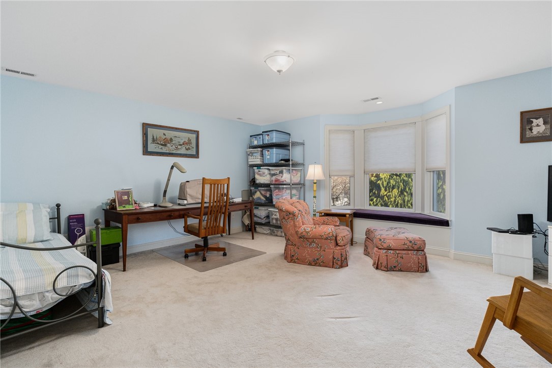 East Greenwich, Rhode Island, 02818, United States, 5 Bedrooms Bedrooms, ,7 BathroomsBathrooms,Residential,For Sale,1940425