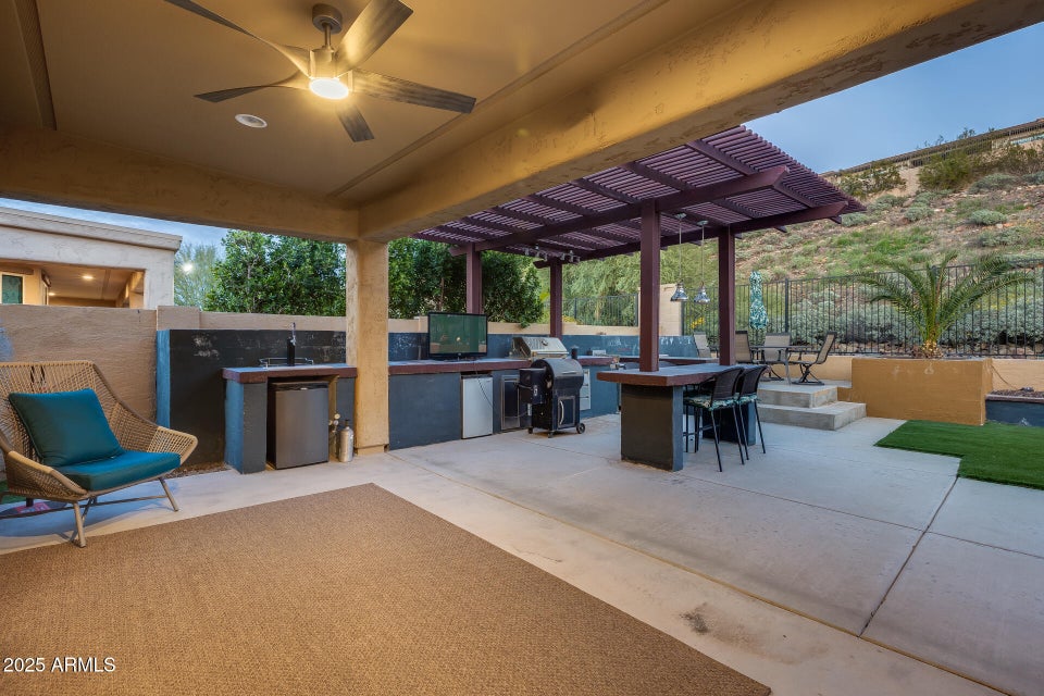 Peoria, Arizona, 85383, United States, 3 Bedrooms Bedrooms, ,Residential,For Sale,1982849