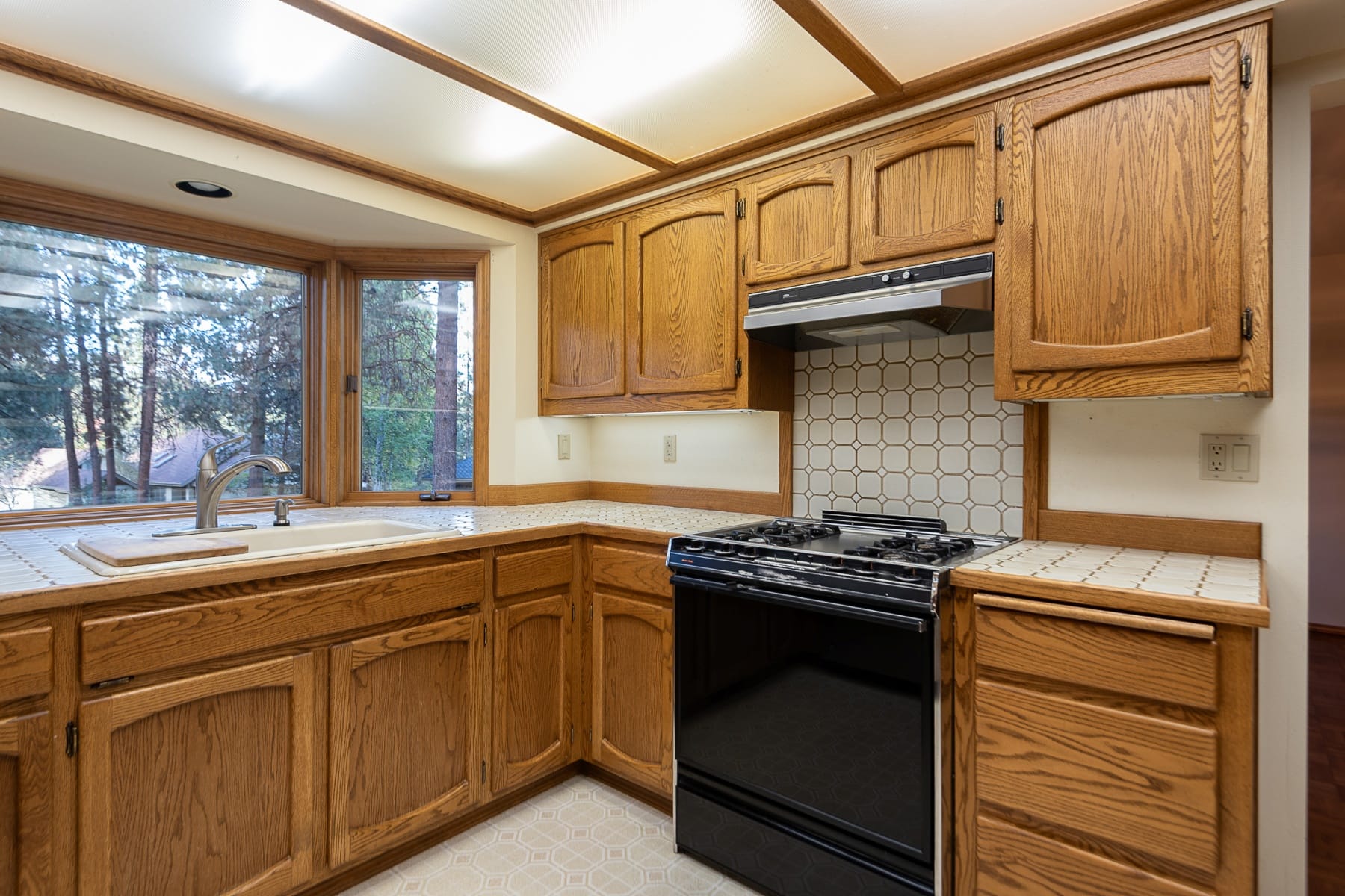 60630 Thunderbird Bend, OR 97702 - 物件實景