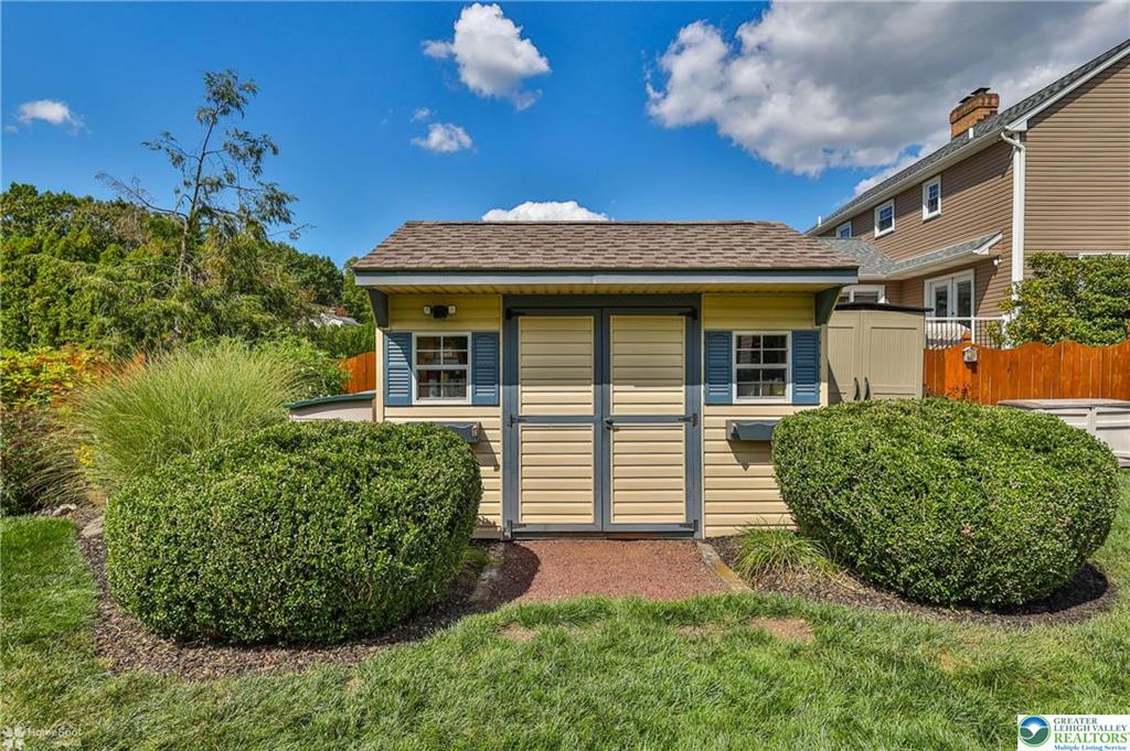 Bethlehem, Pennsylvania, 18017-3771, United States, 3 Bedrooms Bedrooms, ,3 BathroomsBathrooms,Residential,For Sale,2048203