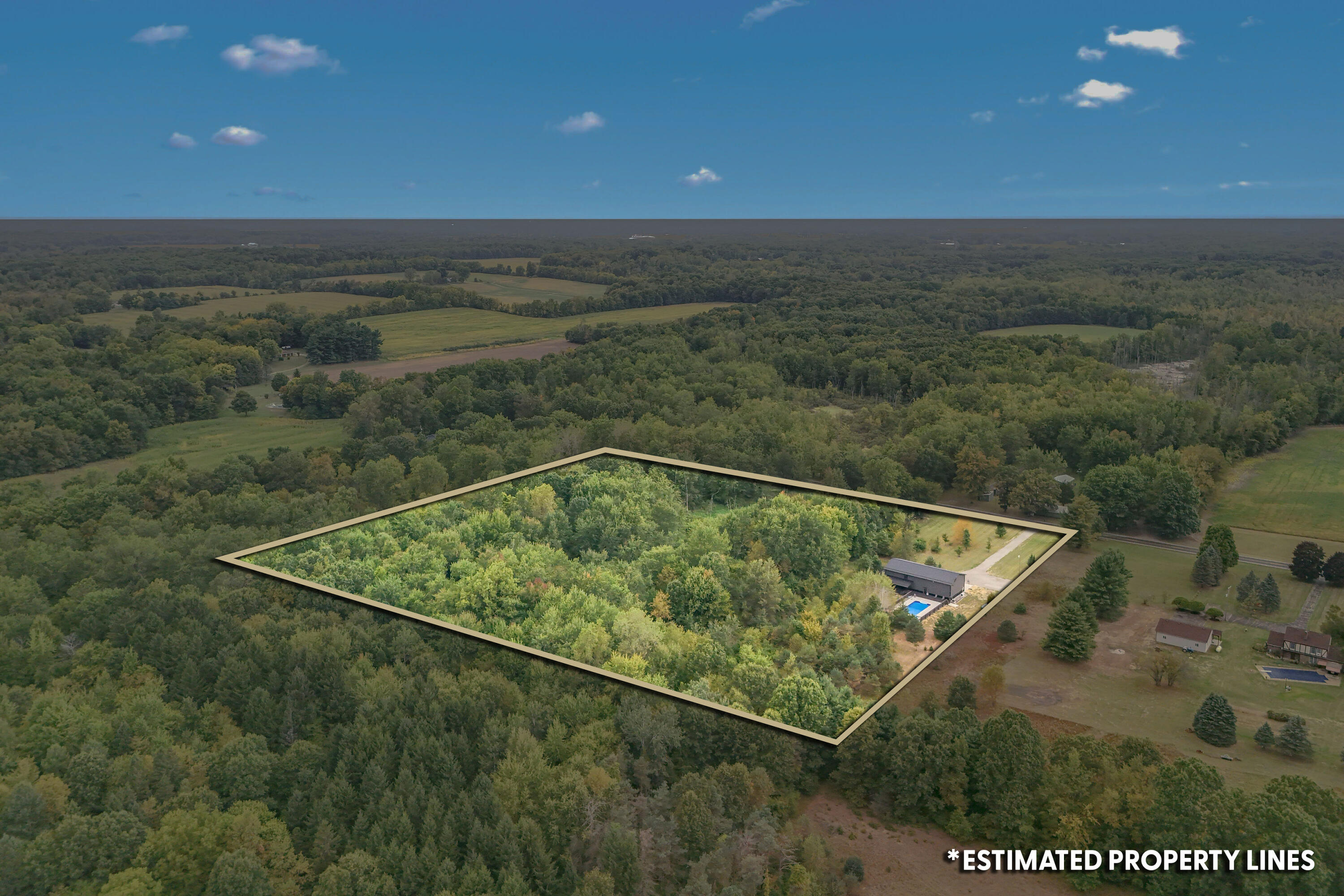 Quincy, Michigan, 49082, United States, 2 Bedrooms Bedrooms, ,3 BathroomsBathrooms,Residential,For Sale,1979767