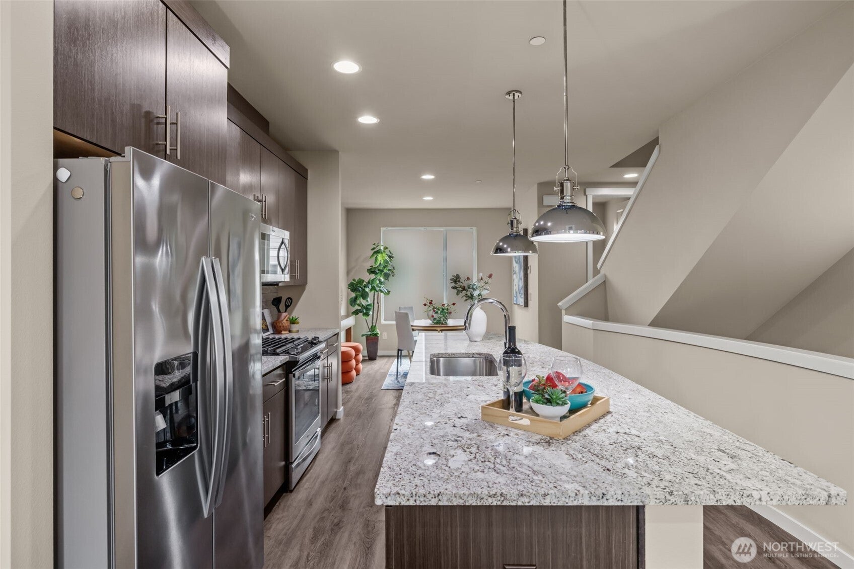 Everett, Washington, 98208, United States, 2 Bedrooms Bedrooms, ,2 BathroomsBathrooms,Residential,For Sale,1978233