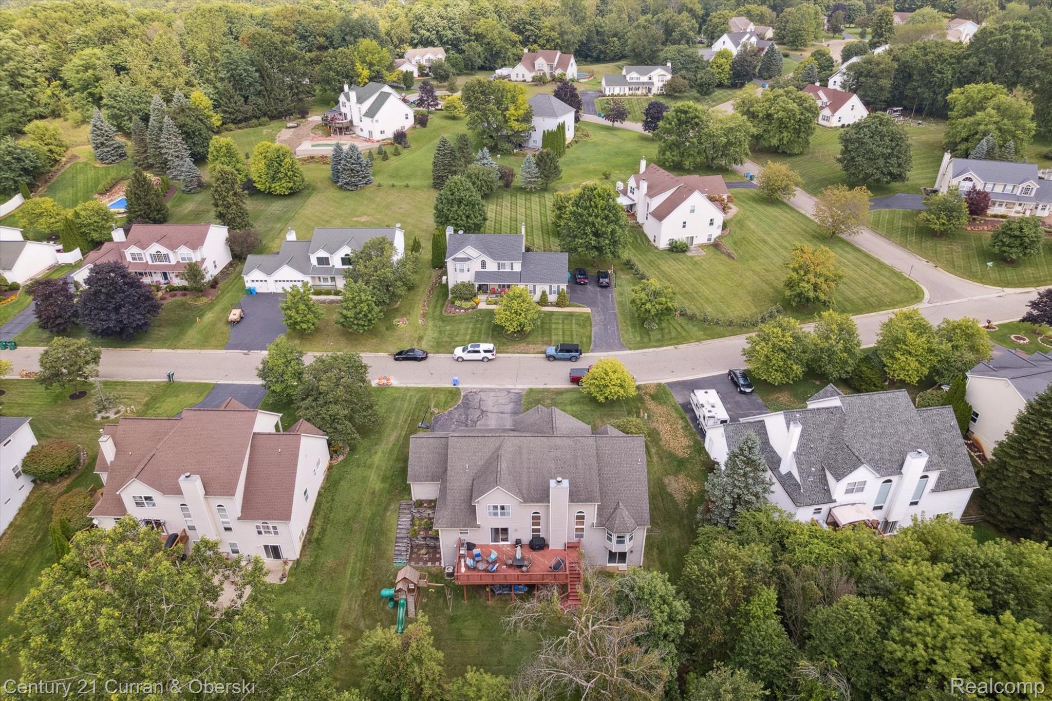 Commerce Charter Township, Michigan, 48382, United States, 4 Bedrooms Bedrooms, ,4 BathroomsBathrooms,Residential,For Sale,1916124