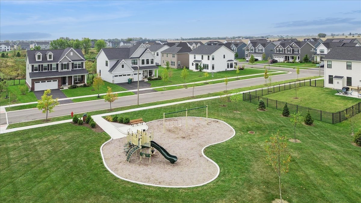 Plainfield, Illinois, 60544, United States, 3 Bedrooms Bedrooms, ,3 BathroomsBathrooms,Residential,For Sale,1967052