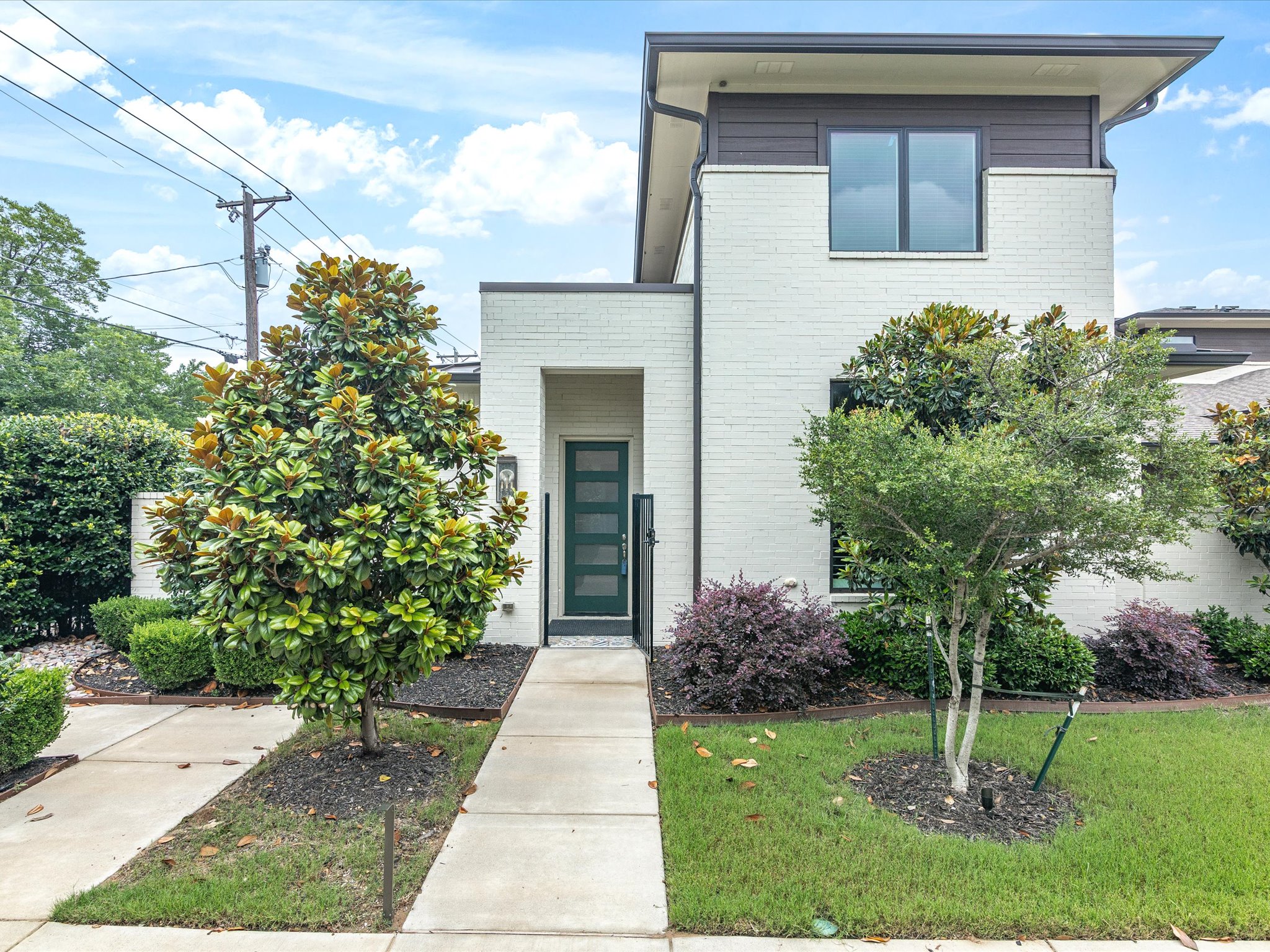 Fort Worth, Texas, 76114, United States, 3 Bedrooms Bedrooms, ,5 BathroomsBathrooms,Residential,For Sale,1922008