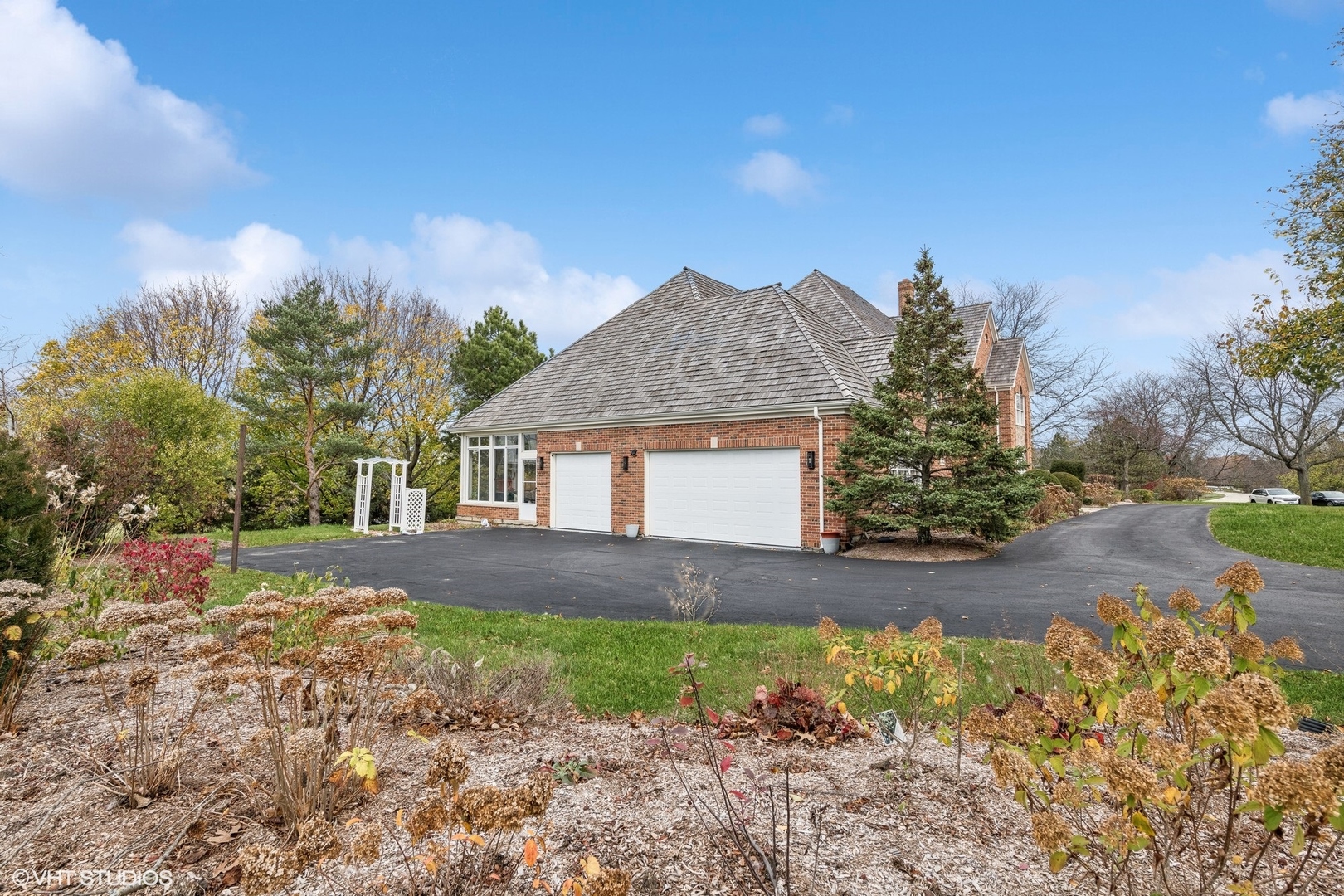 Inverness, Illinois, 60010, United States, 5 Bedrooms Bedrooms, ,6 BathroomsBathrooms,Residential,For Sale,1927406