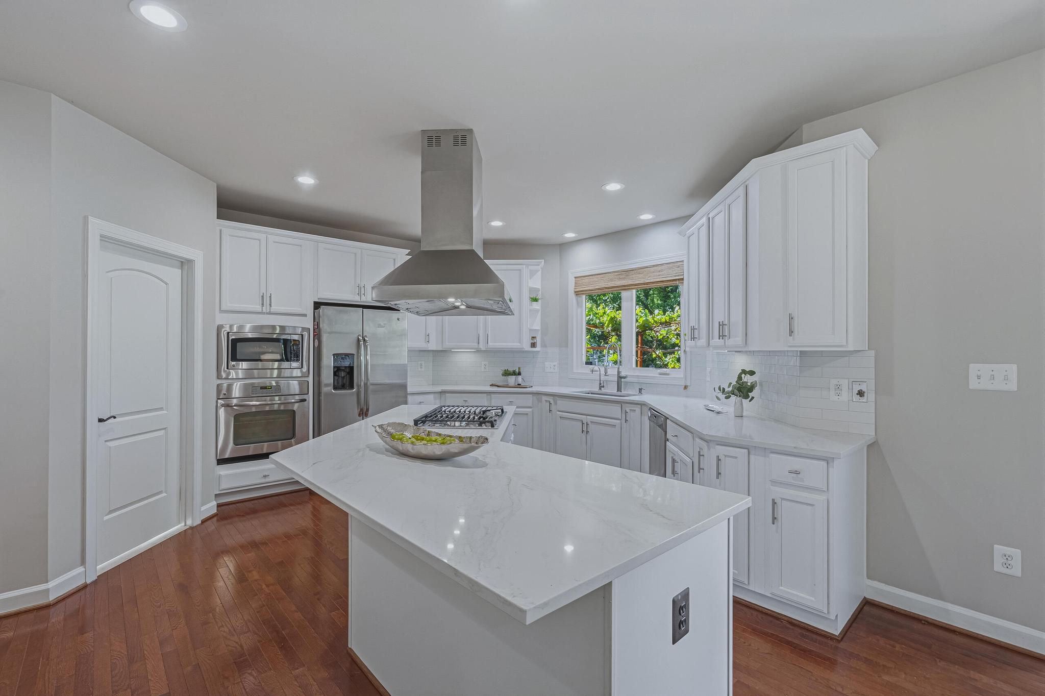  6804 Dean Drive, Mclean, VA, 22101 - 物件實景