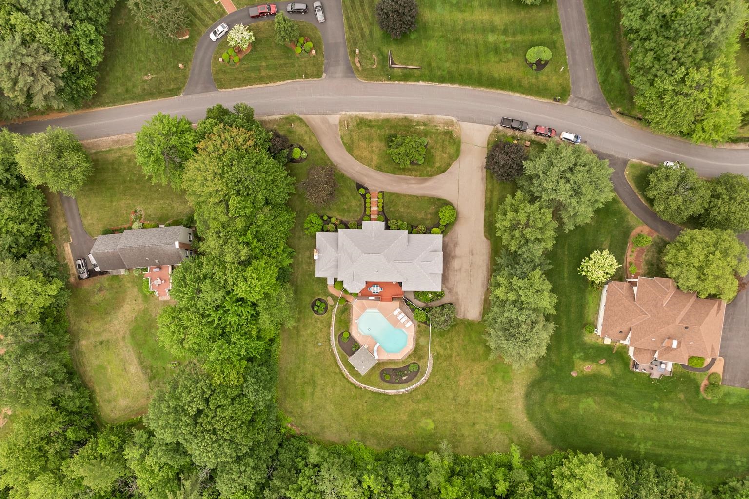 Gilford, New Hampshire, 03249, United States, 4 Bedrooms Bedrooms, ,4 BathroomsBathrooms,Residential,For Sale,1857235