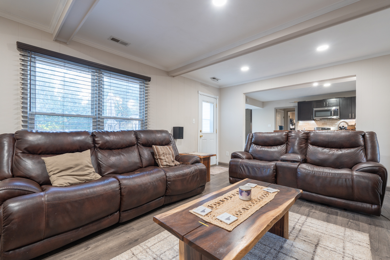 Virginia Beach, Virginia, 23454, United States, 4 Bedrooms Bedrooms, ,3 BathroomsBathrooms,Residential,For Sale,2006012