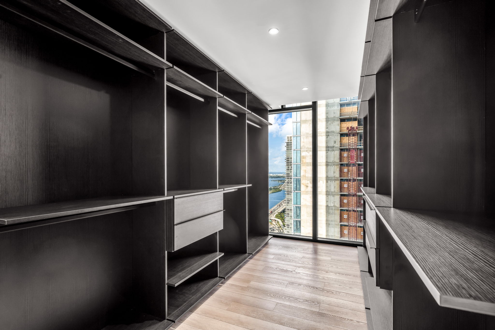  20 NE 11th St, Miami, FL, 33132 - 物件實景