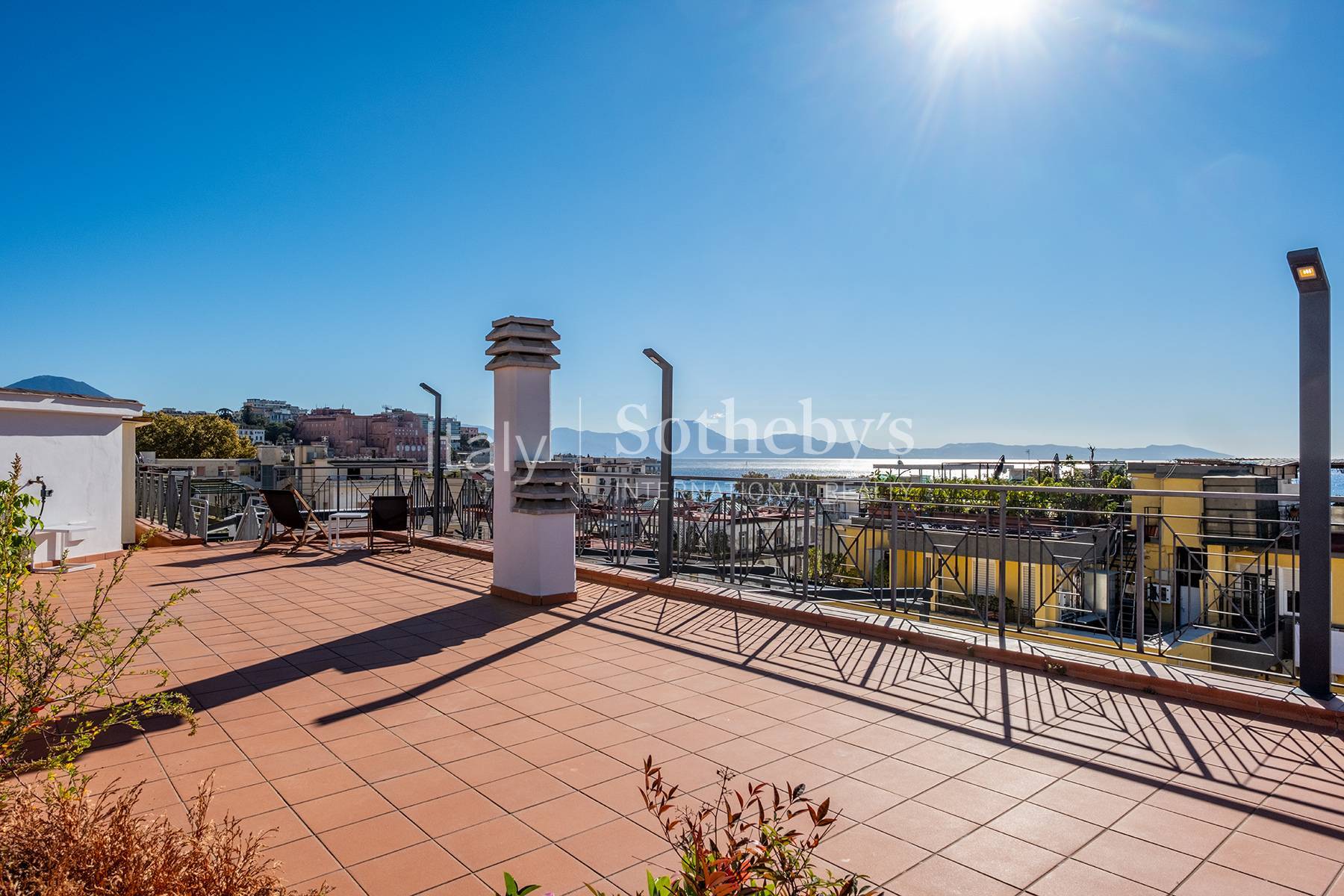  Renovated penthouse in the center of Chiaia - 物件實景
