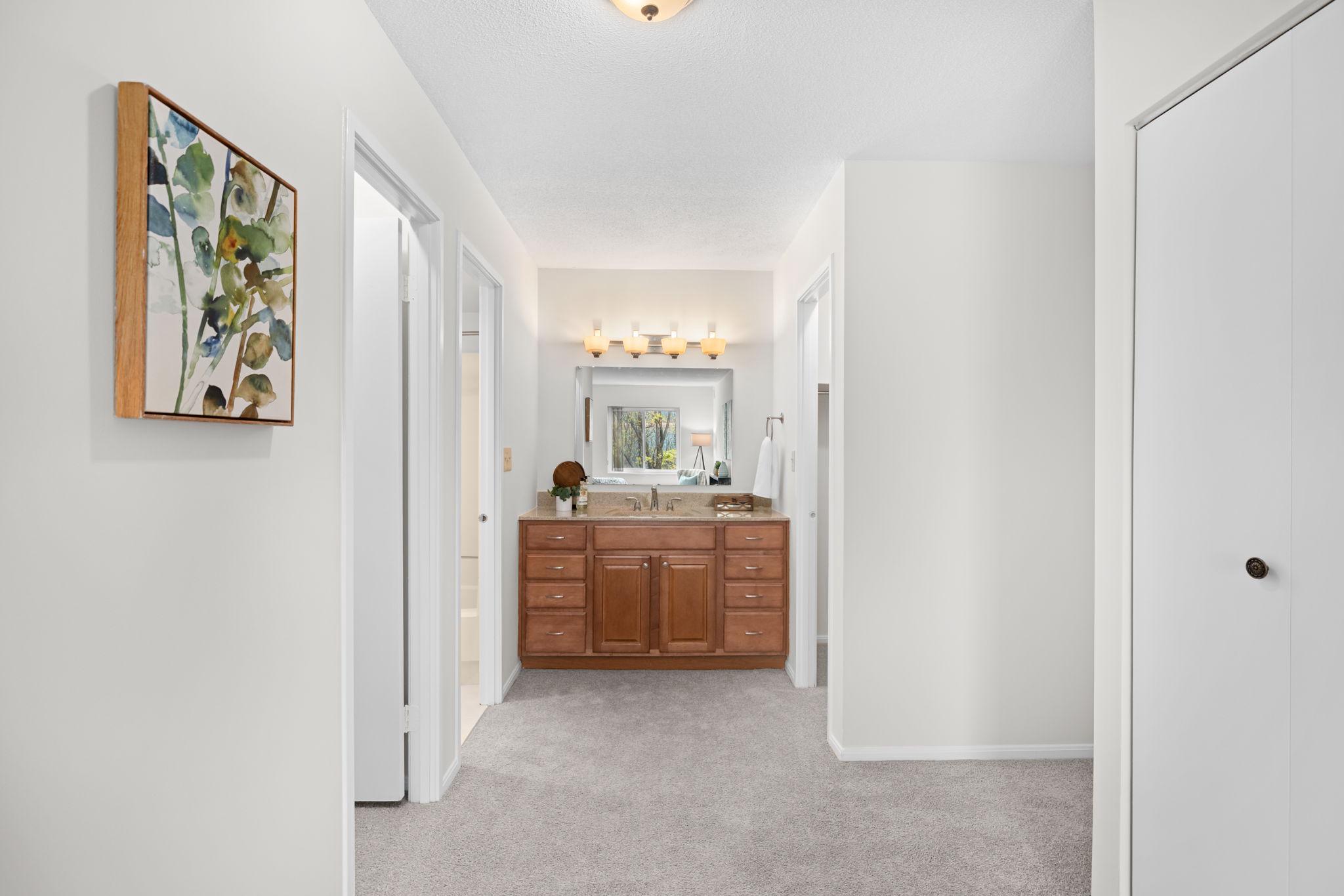  8370 Greensboro Drive, Mclean, VA, 22102 - 物件實景