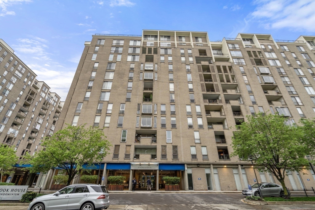 Brookline, Massachusetts, 02445, United States, 2 Bedrooms Bedrooms, ,2 BathroomsBathrooms,Residential,For Sale,1806291