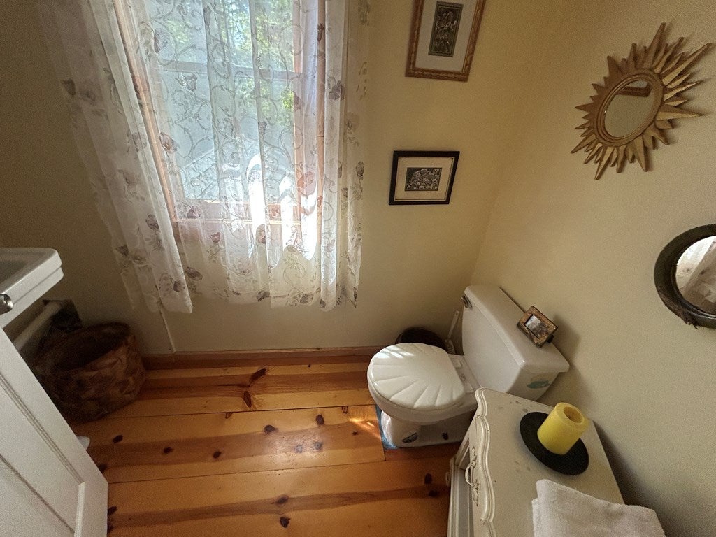 Blue Ridge, Georgia, 30513, United States, 3 Bedrooms Bedrooms, ,3 BathroomsBathrooms,Residential,For Sale,1954403