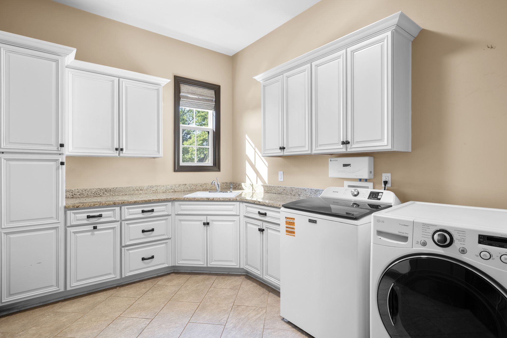  2713 Deer Haven Ct, Franklin, TN, 37067 - 物件實景