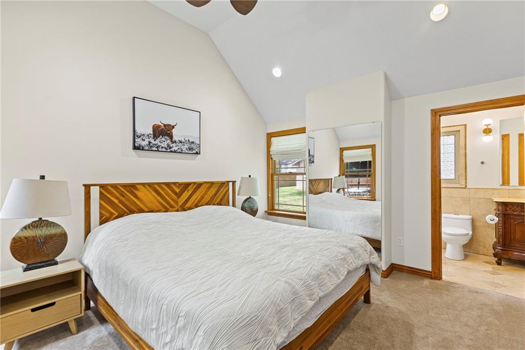 Kansas City, Kansas, 66103, United States, 3 Bedrooms Bedrooms, ,3 BathroomsBathrooms,Residential,For Sale,1906433