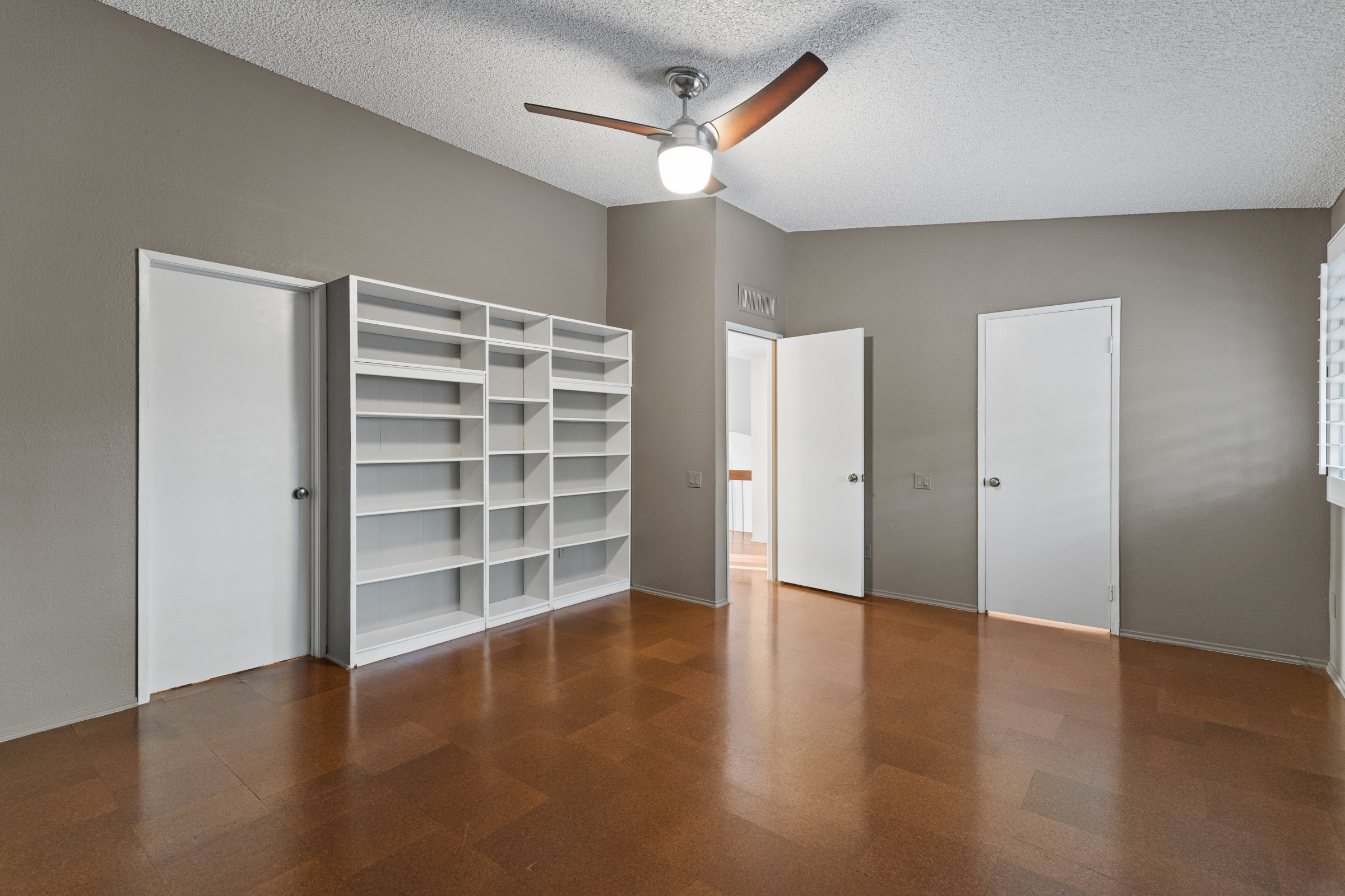 Tempe, Arizona, 85283, United States, 4 Bedrooms Bedrooms, ,3 BathroomsBathrooms,Residential,For Sale,1985738