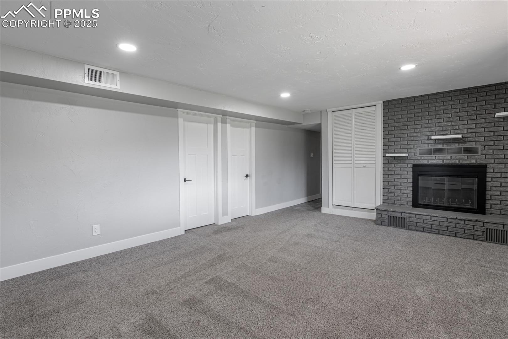 Monument, Colorado, 80132, United States, 4 Bedrooms Bedrooms, ,3 BathroomsBathrooms,Residential,For Sale,1930113