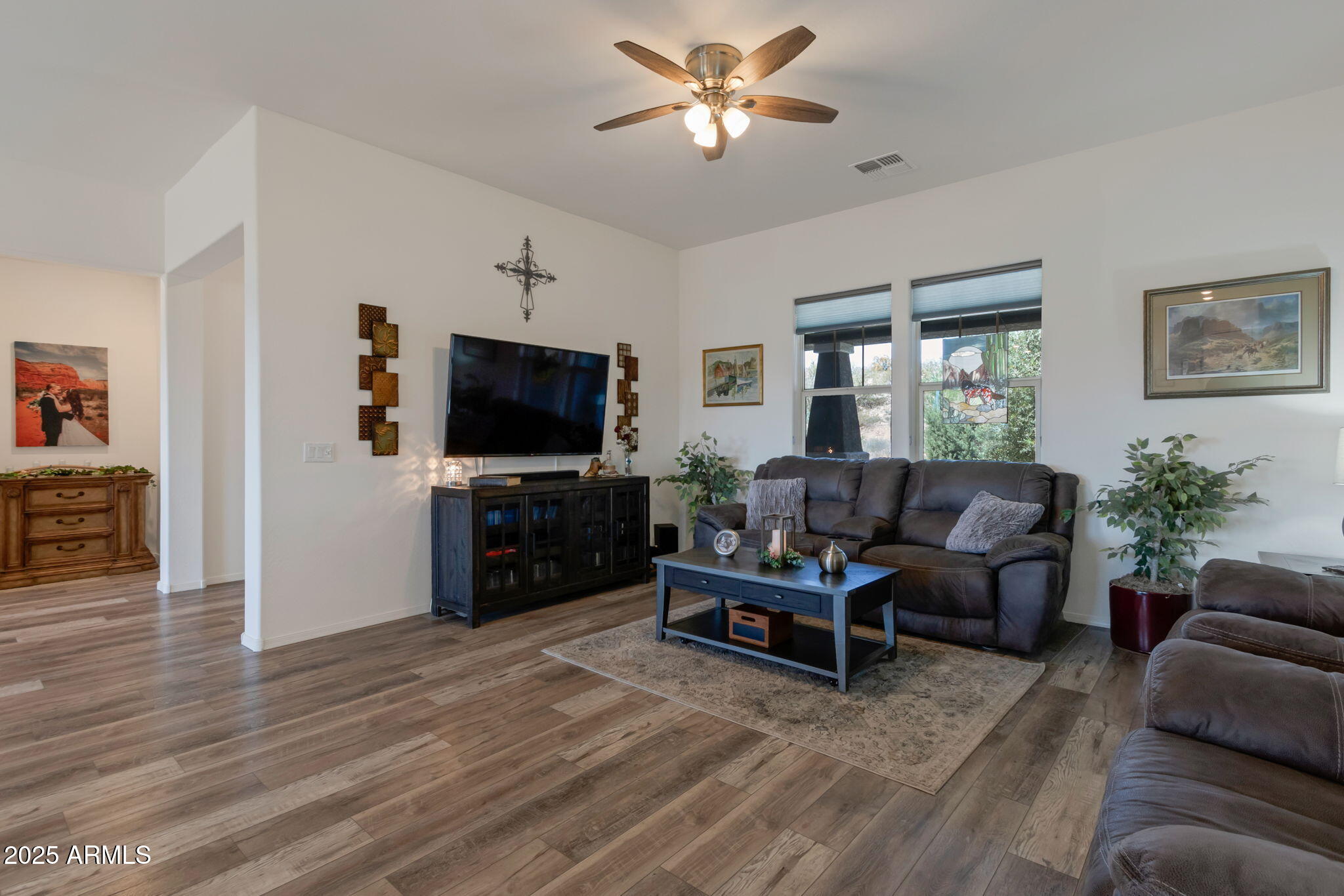 Rimrock, Arizona, 86335, United States, 3 Bedrooms Bedrooms, ,Residential,For Sale,1926996