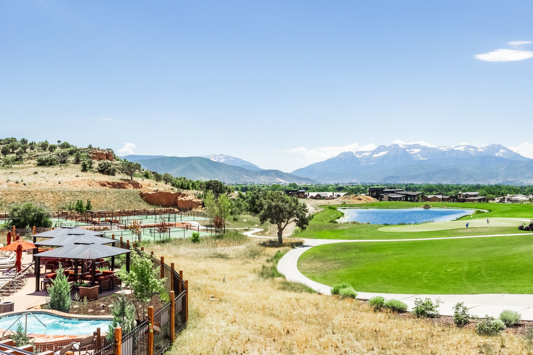 Luxury on Top of the Red Ledges - 物件實景
