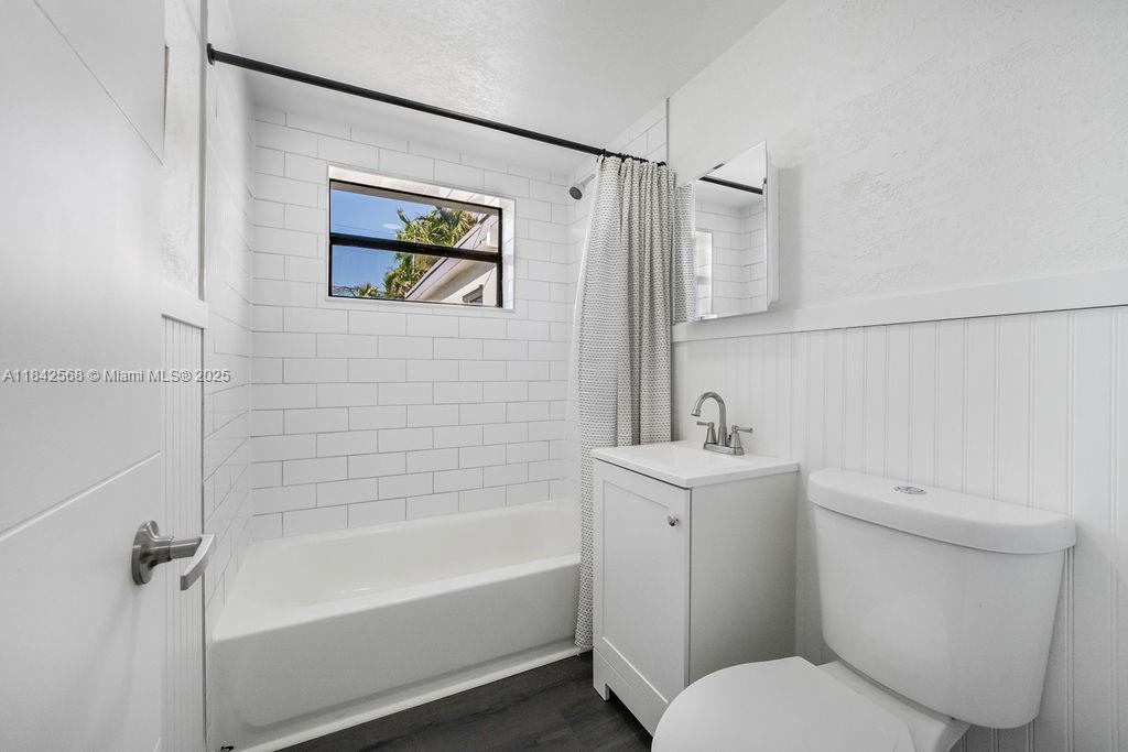 Miami, Florida, 33155, United States, 4 Bedrooms Bedrooms, ,3 BathroomsBathrooms,Residential,For Sale,1897707