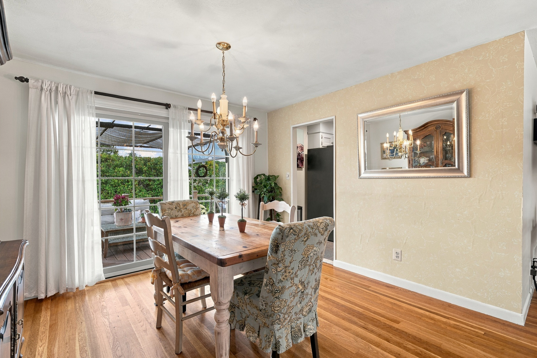  709 Humphrey Street, Swampscott, MA, 01907 - 物件實景