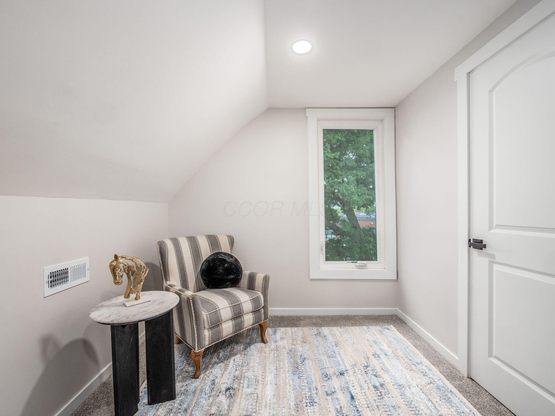 Columbus, Ohio, 43205, United States, 4 Bedrooms Bedrooms, ,4 BathroomsBathrooms,Residential,For Sale,1891040