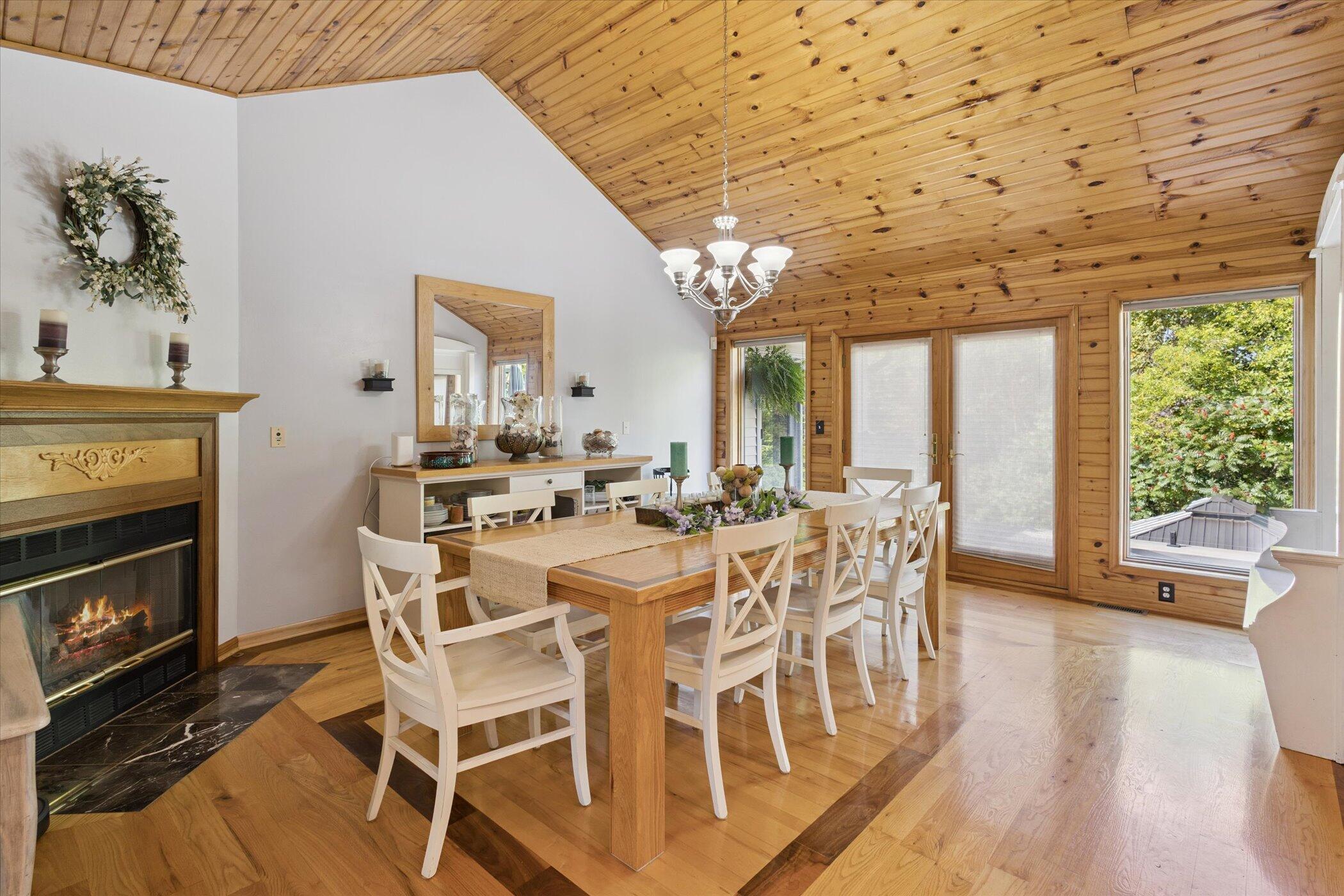 Horton, Michigan, 49246, United States, 5 Bedrooms Bedrooms, ,4 BathroomsBathrooms,Residential,For Sale,1940330