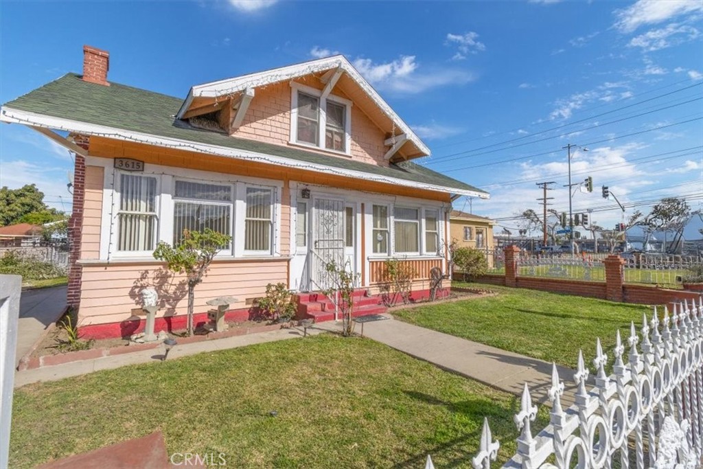 Lynwood, California, 90262, United States, 4 Bedrooms Bedrooms, ,1 BathroomBathrooms,Residential,For Sale,2013779