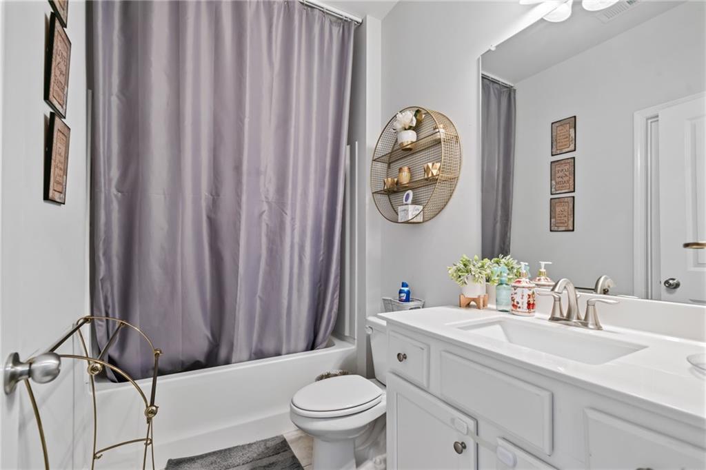 Buford, Georgia, 30519, United States, 4 Bedrooms Bedrooms, ,3 BathroomsBathrooms,Residential,For Sale,1921103