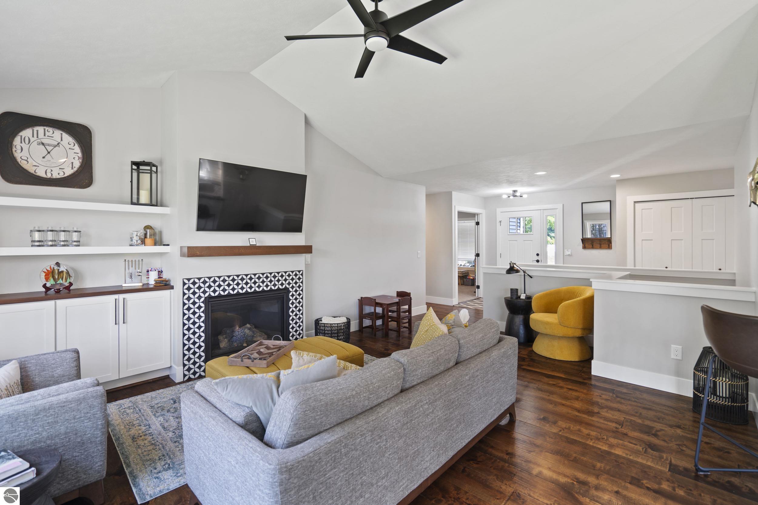 Traverse City, Michigan, 49685, United States, 4 Bedrooms Bedrooms, ,1 BathroomBathrooms,Residential,For Sale,1907617