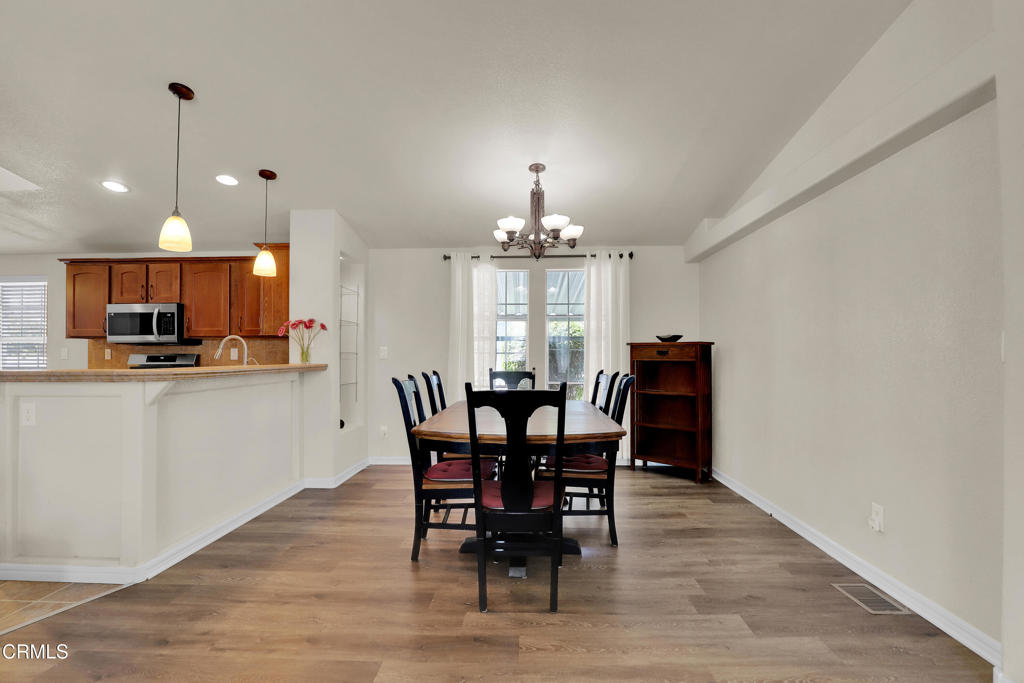 Ventura, California, 93003, United States, 3 Bedrooms Bedrooms, ,2 BathroomsBathrooms,Residential,For Sale,1980962