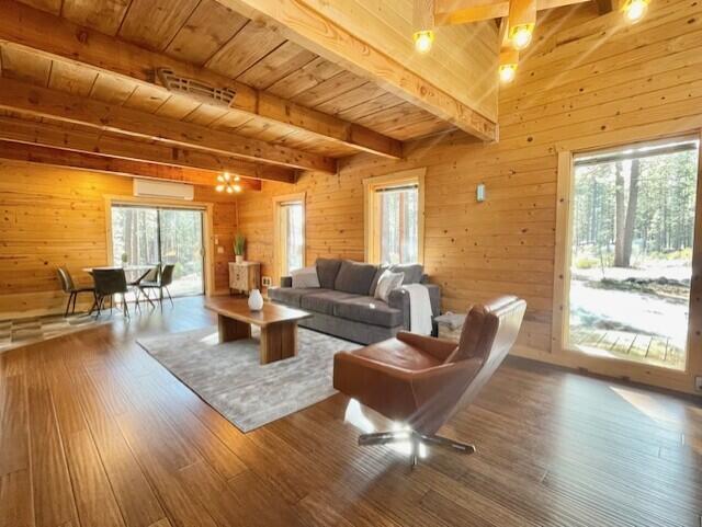 Bend, Oregon, 97707, United States, 2 Bedrooms Bedrooms, ,1 BathroomBathrooms,Residential,For Sale,1976090