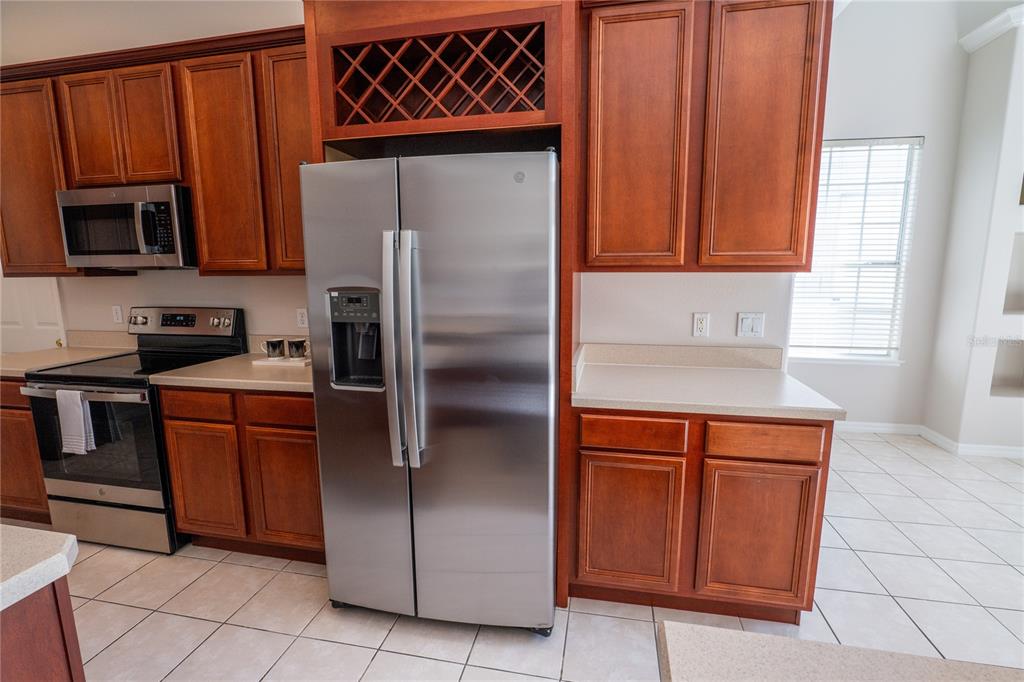 Orlando, Florida, 32824, United States, 5 Bedrooms Bedrooms, ,4 BathroomsBathrooms,Residential,For Sale,1988191