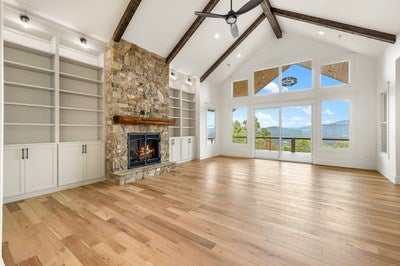 Blairsville, Georgia, 30512, United States, 4 Bedrooms Bedrooms, ,6 BathroomsBathrooms,Residential,For Sale,1940462