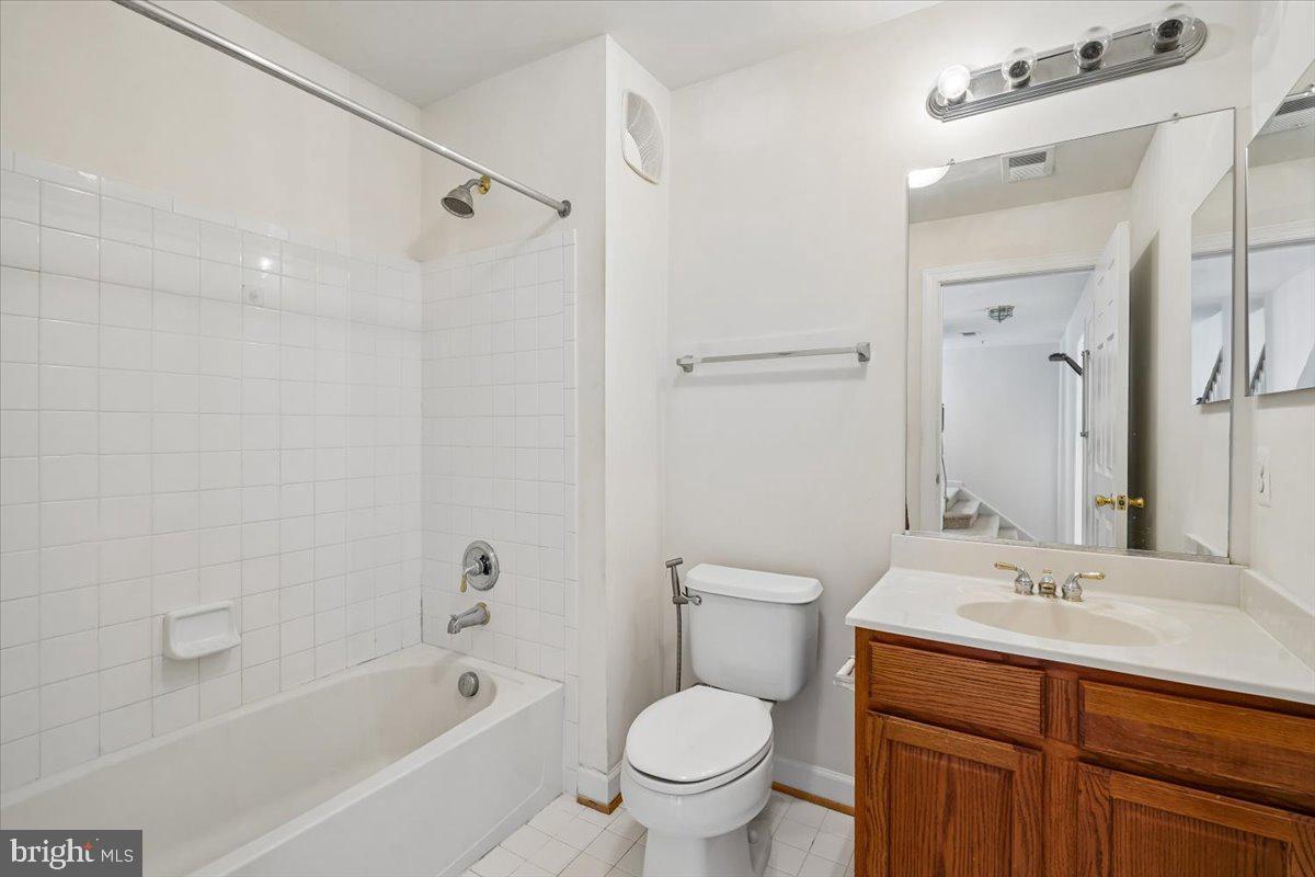 Herndon, Virginia, 20171, United States, 3 Bedrooms Bedrooms, ,3 BathroomsBathrooms,Residential,For Sale,2049064