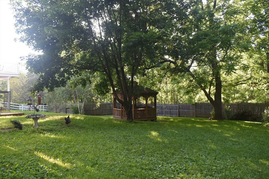 Spencer, Massachusetts, 01562, United States, 5 Bedrooms Bedrooms, ,4 BathroomsBathrooms,Residential,For Sale,1973869