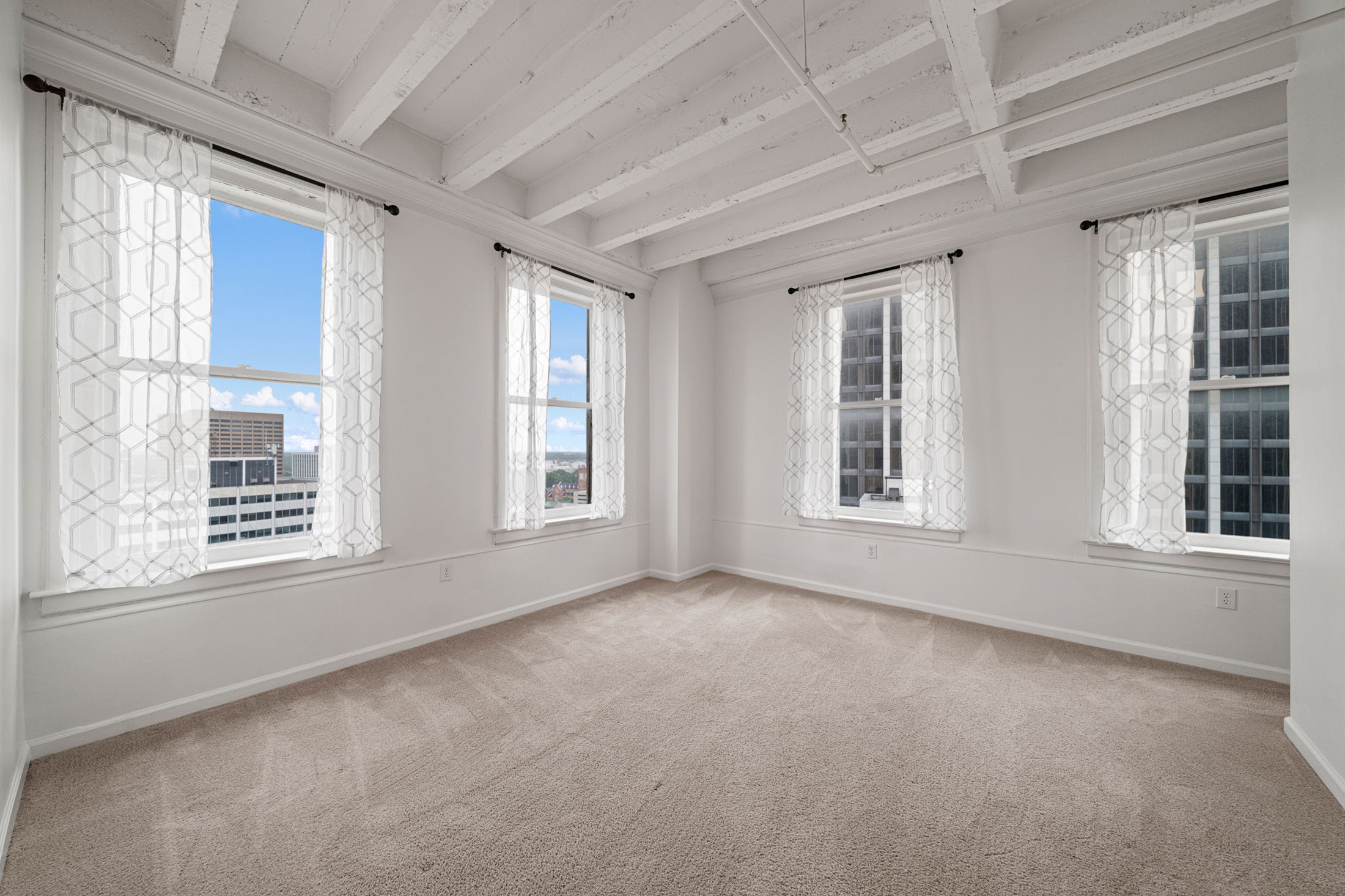  Beautifully Maintained Two Bedroom Condo in the Historic William Oliver Building - 物件實景