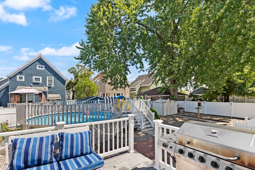 Medford, Massachusetts, 02155, United States, 4 Bedrooms Bedrooms, ,3 BathroomsBathrooms,Residential,For Sale,1900018