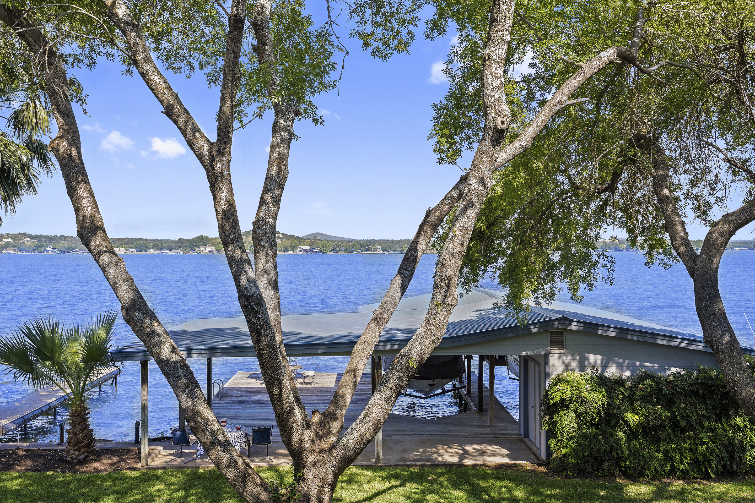  132 Web Isle // on Lake LBJ // Granite Shoals - 物件實景