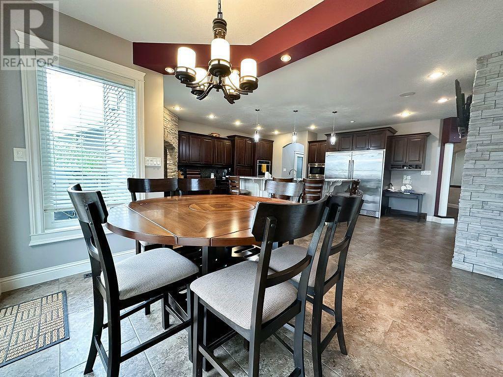 WAINWRIGHT, Alberta, T9W 0A6, CA, 4 Bedrooms Bedrooms, ,5 BathroomsBathrooms,Residential,For Sale,1838525