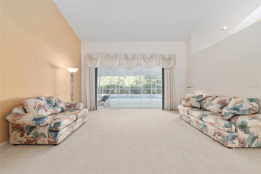 Gainesville, Florida, 32606, United States, 4 Bedrooms Bedrooms, ,3 BathroomsBathrooms,Residential,For Sale,1989601