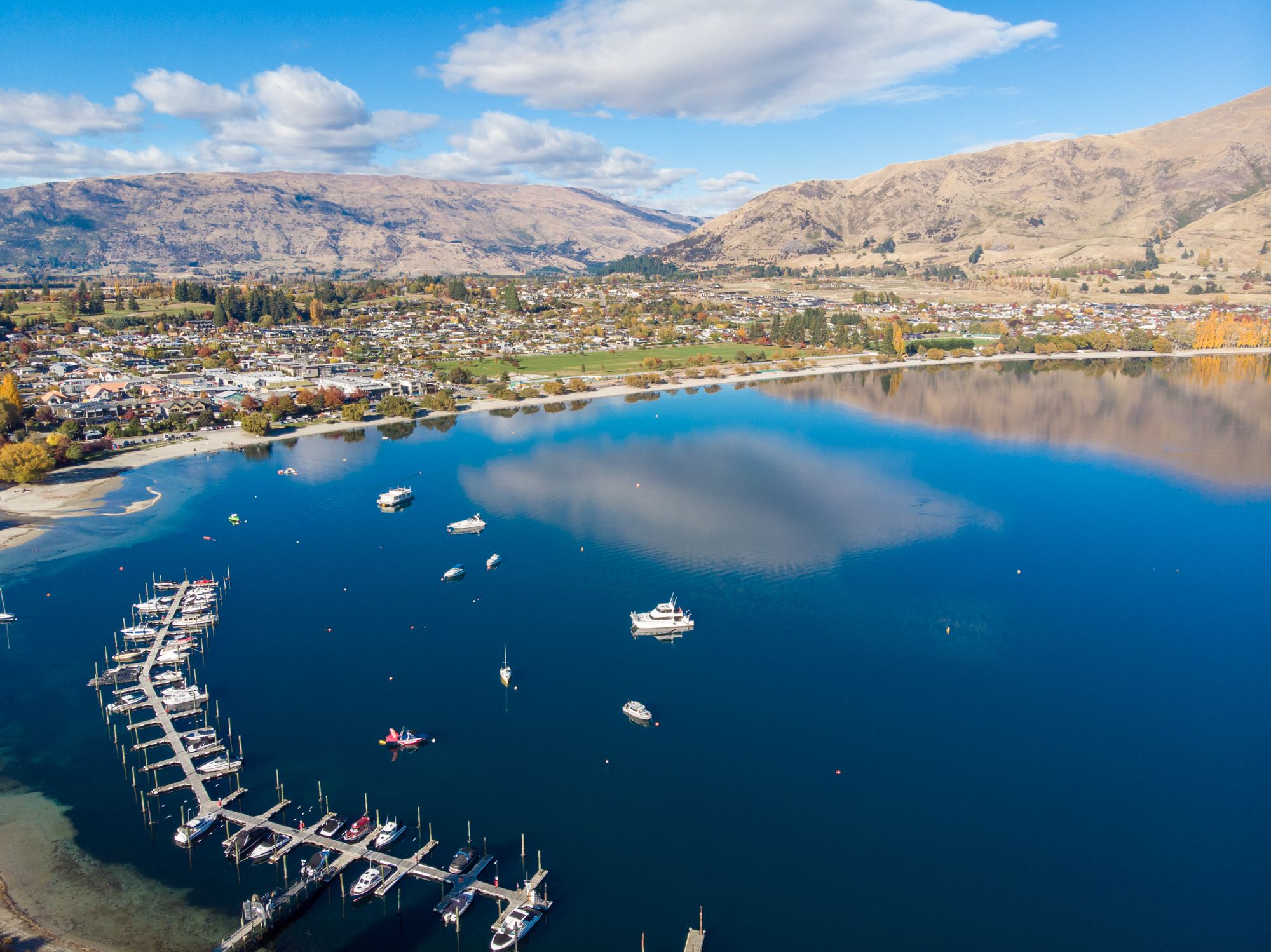  Lakefront Development Opportunity - 物件實景