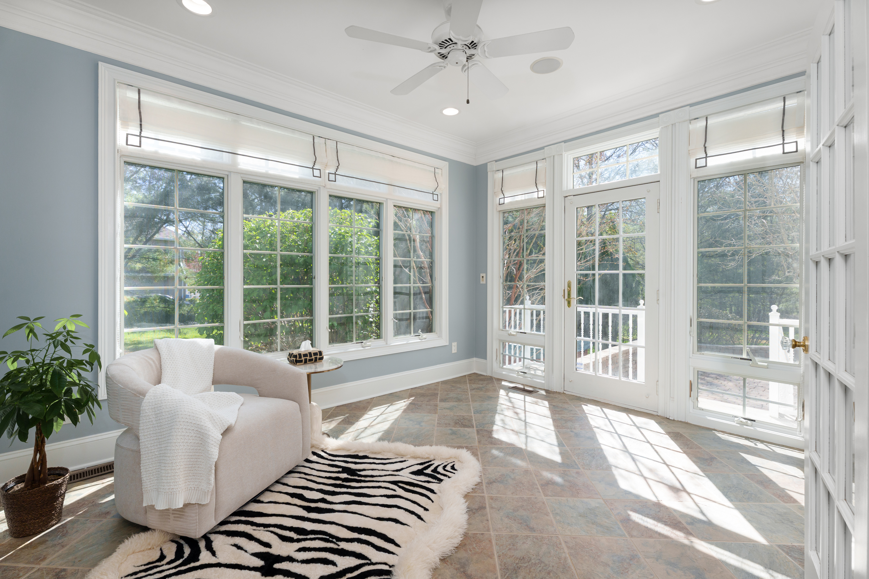  Stunning Belle Mead Estate with Private Theater, Gym, and Designer Finishes - 物件實景